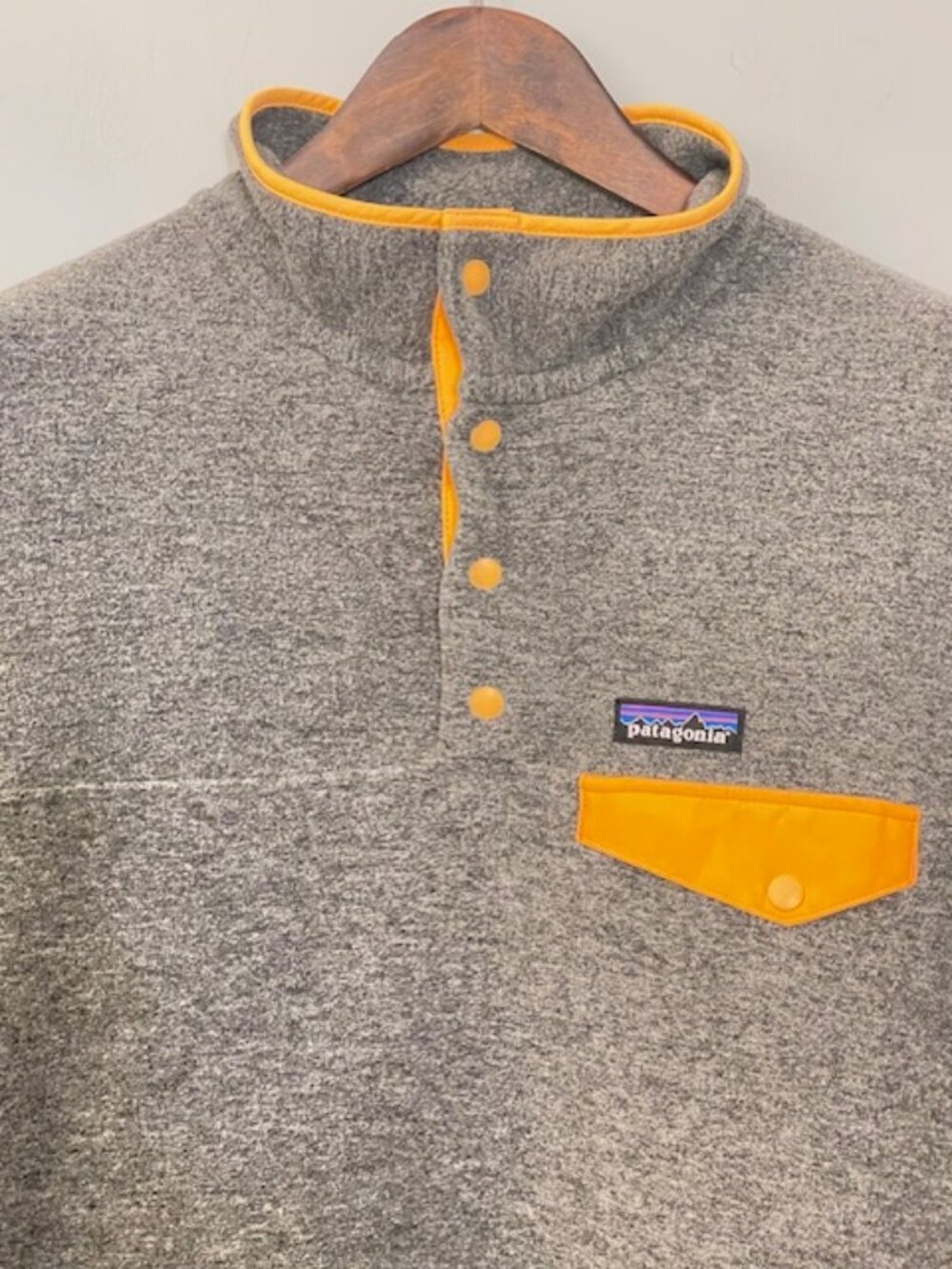 Patagonia Women's Lightweight Synchilla Snap-T Pullover Nickel Orange Large - Picture 3 of 9